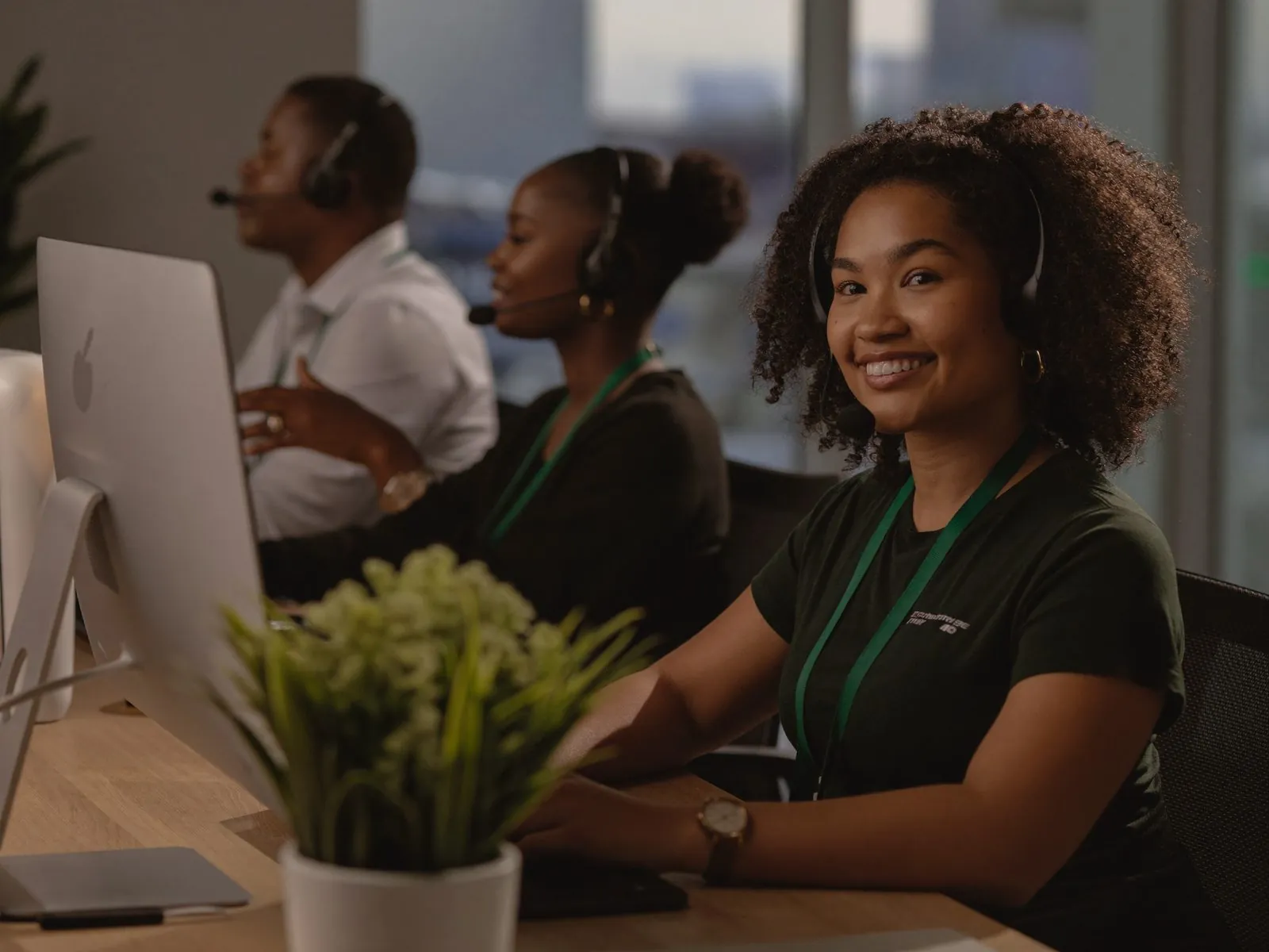 Confirmation agents calling customers